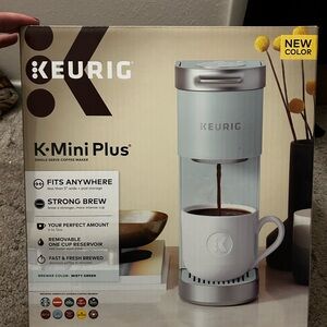 Keurig K-Mini Plus Coffee Maker in Light Green